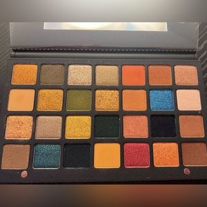 NIB Natasha Denona Metropolis palette